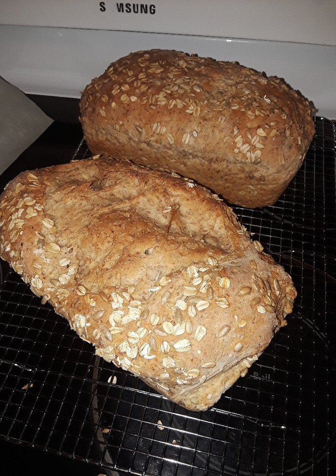 A picture of Multigrain Bread.
