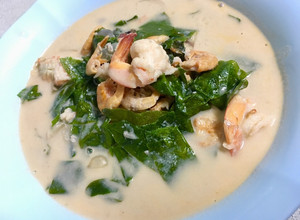 รูปของ ต้มกะทิใบเหลียงกุ้งสด