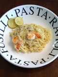 Capellini con camarones al limón