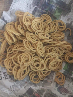 மிருதுவான முறுக்கு (Murukku recipe in tamil) செய்முறை முக்கிய புகைப்படம்