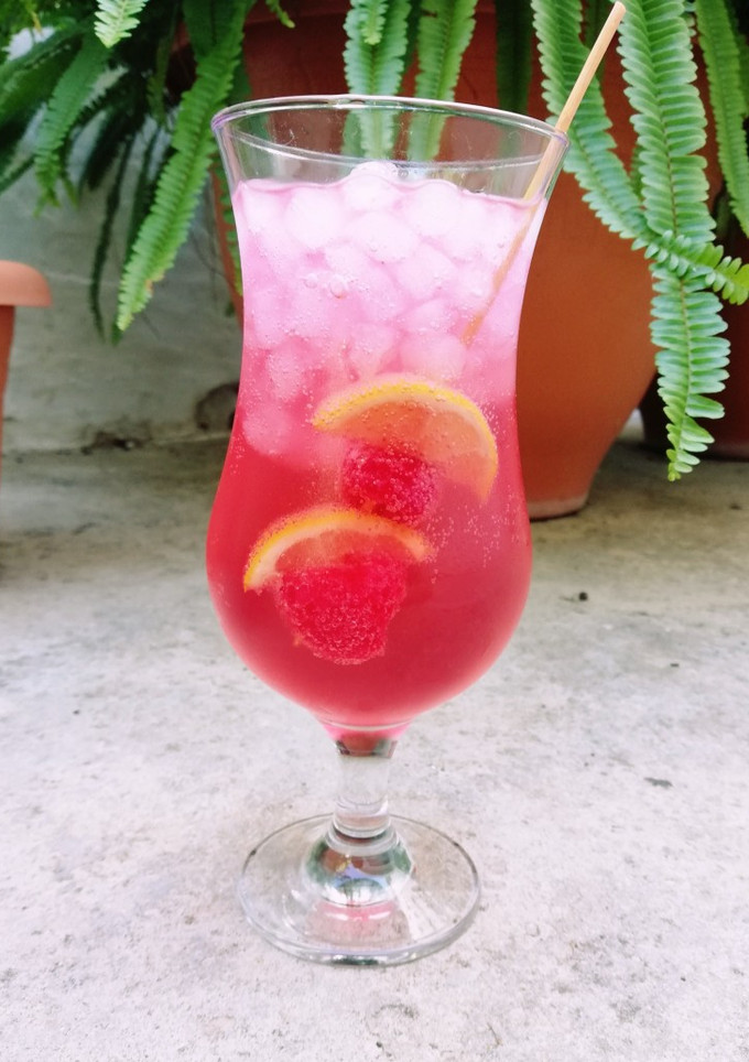 Una foto de Original Gintonic con Granada🤩