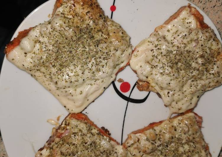 Pizzas de pan de molde