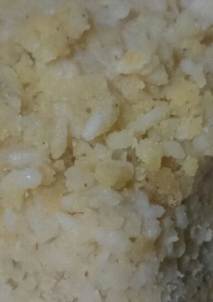 صورة لوصفة كشري اصفر (رز بعدس اصفر)