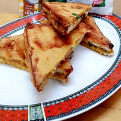 A picture of Bread Pakora Sandwich.