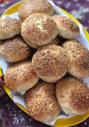 صورة لوصفة قرص بالشمر والجبنة بعجينة قطنية 😋