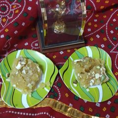 A picture of Moong dal barfi.