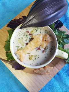 Una foto de Clam Chowder (crema de almejas)