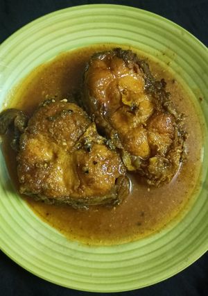 রুই মাছের ঝোল (Rui macher jhol recipe in Bengali) রেসিপির প্রধান ছবি