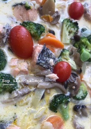 Foto resep Sop ikan salmon