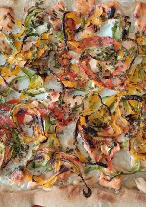 Une photo de Pizza au saumon et poivrons au Cook Expert