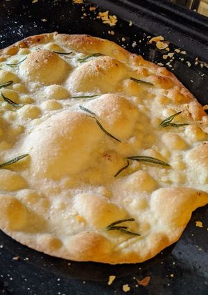 A picture of Italian thin focaccia.