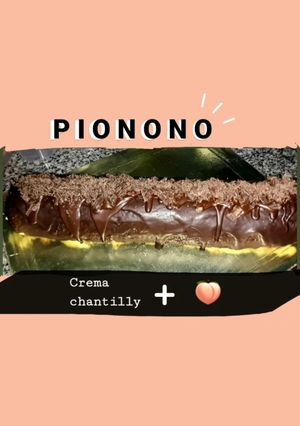 Una foto de Pionono relleno