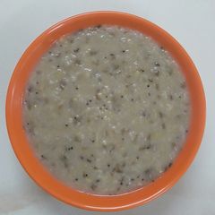 A picture of Dal khichdi.