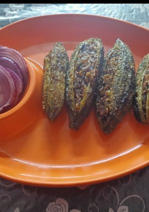 A picture of Stuffed karela.