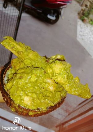 মালওয়ানী হারা চিকেন মশালা(malwani hara chicken masala recipe in Bengali) রেসিপির প্রধান ছবি