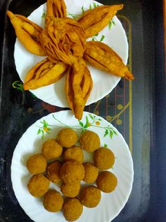 এলোঝেলো, নারকেল নাড়ু (Elo jhelo, narkel nadu recipe in Bengali) রেসিপির প্রধান ছবি