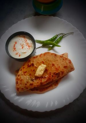 A picture of Radish (muli) ke parathe.