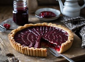 Foto di Crostata Vegana alla Confettura con Farina Integrale