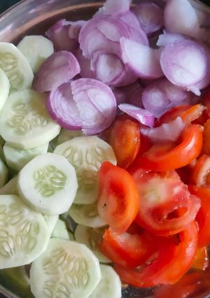 A picture of Salad.