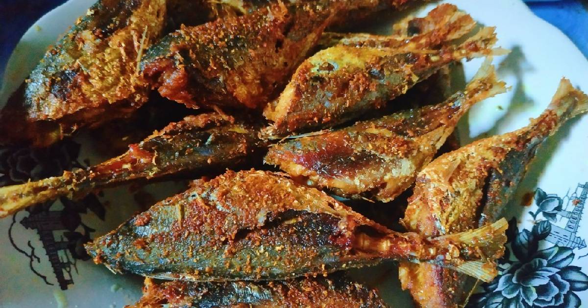 Resep Ikan Laut Goreng Bumbu Oleh Mels Kitchen Id Cookpad