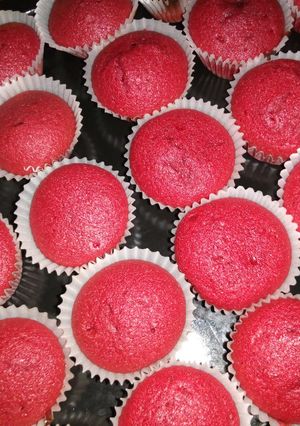 A picture of Red velvet.