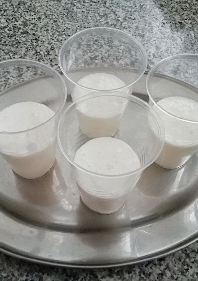 Una foto de Mousse de limón, fácil y rápido