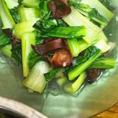 รูปของ Tumis Pok Choy Jamur Kuping