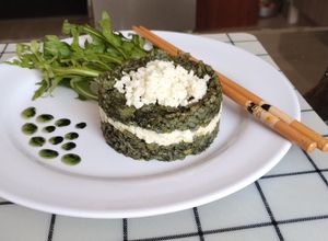 Una foto de Arroz con Spirulina y queso de cabra