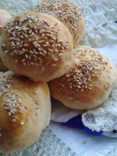 Una foto de Bollos rellenos de queso philadelphia