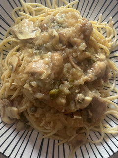 Una foto de Espaguetis con pollo al limón / SINGLUTEN!