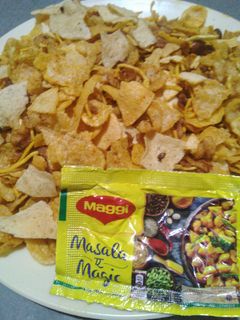 મેગી મસાલા ચેવડો (Maggi Masala Chevdo Recipe in Gujarati) રેસીપી મુખ્ય ફોટો