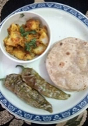A picture of Aloo Sabji.