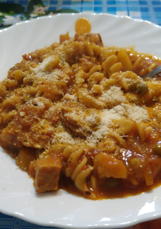 Una foto de Guiso de fideos sin gluten y cerdo