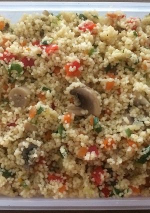Una foto de Cuscús con verduras
