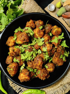 बेसन मसाला अरबी सब्जी (besan masala arbi sabzi recipe in Hindi) रेसिपी मुख्य फोटो