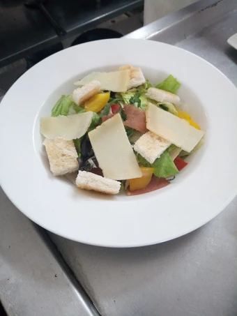 Easy Steps to Make Caesar Salad the Delicious Really delicious