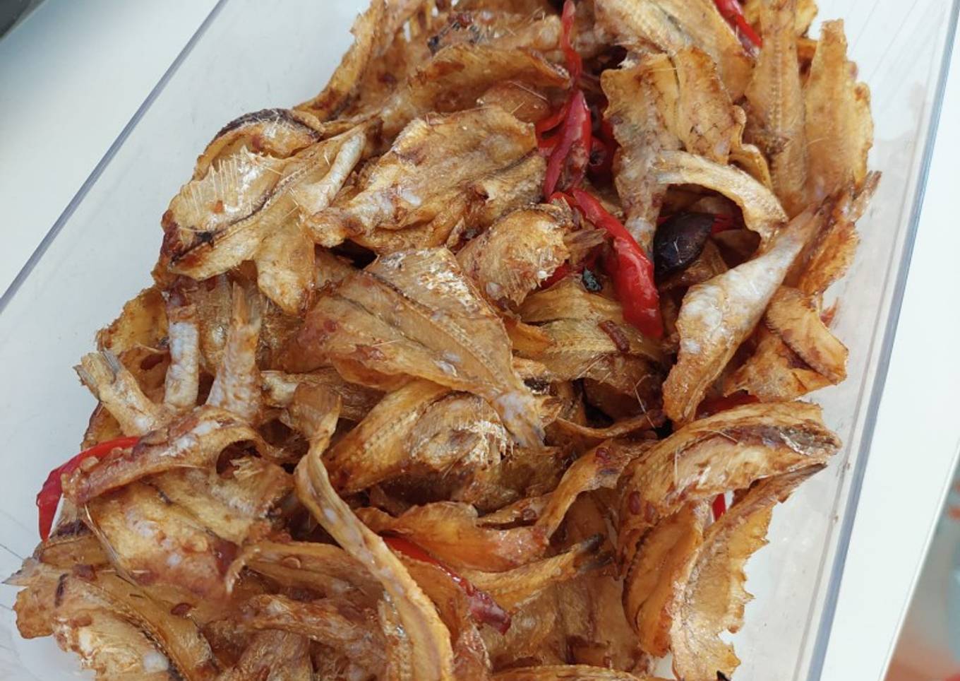 Karamel ikan asin tawar