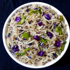 A picture of Purple cabbage rice.