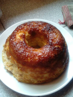 Una foto de Budín de pan fácil
