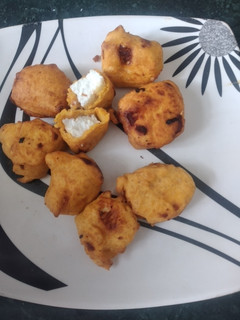 पनीर पकौङे (Paneer pakode recipe in hindi) रेसिपी मुख्य फोटो