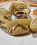 Gyozas (empanadillas chinas) con salsa picante