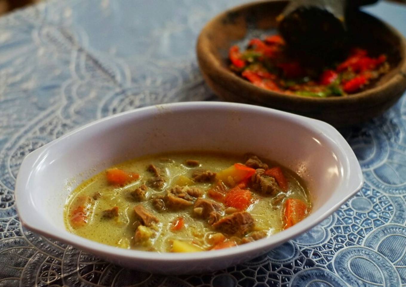 Soto daging kuah susu