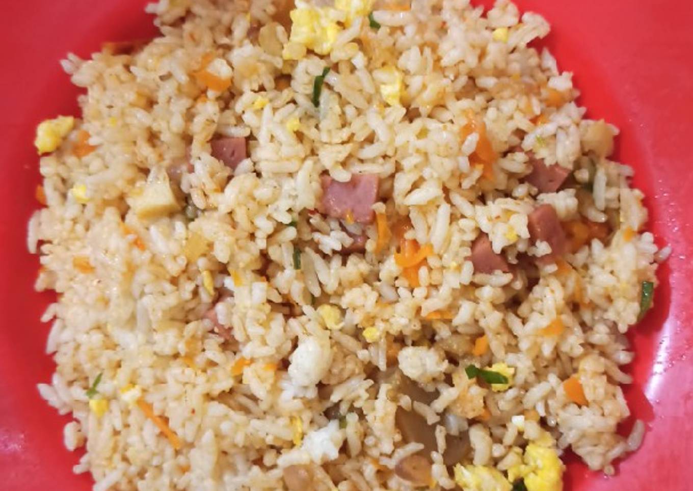 Nasi goreng dengan wortel saus gochujang