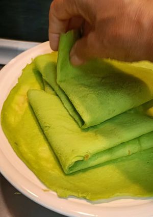 Foto di Crepes verdi_alle zucchine _e basilico_/gluteen free