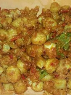 Foto resep Sambal goreng kentang puyuh