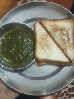 आलू के सैंडविच (aloo ke sandwich recipe in Hindi) रेसिपी मुख्य फोटो