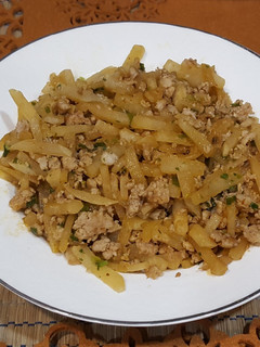 肉末炒豆薯 的食譜成品照片