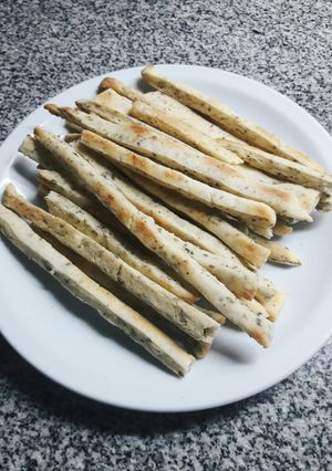 Una foto de Grisines de orégano y queso súper fáciles