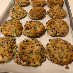 A picture of Tofu Quino Black Sesame Patties.