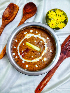 દાલ મખની (Dal makhni recipe in Gujarati) રેસીપી મુખ્ય ફોટો